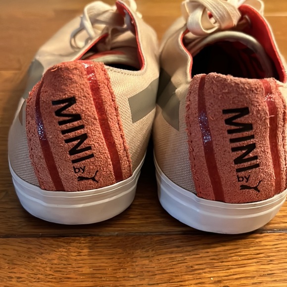 Puma Mini “Step on it” Tennis Shoes (Size 9) - Picture 9 of 9